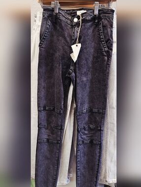 Easel Mineral Washed Jeans NWT